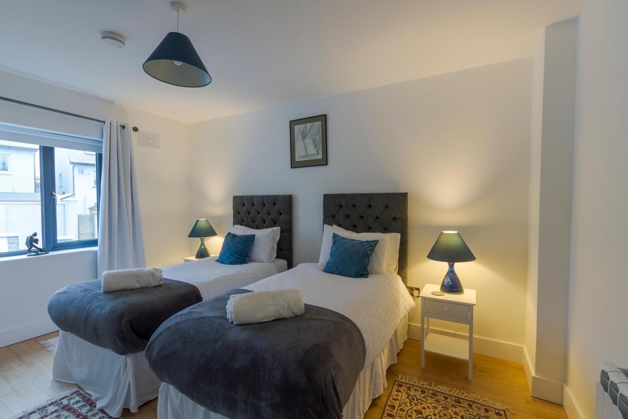 Renada Cottage Дингъл Екстериор снимка