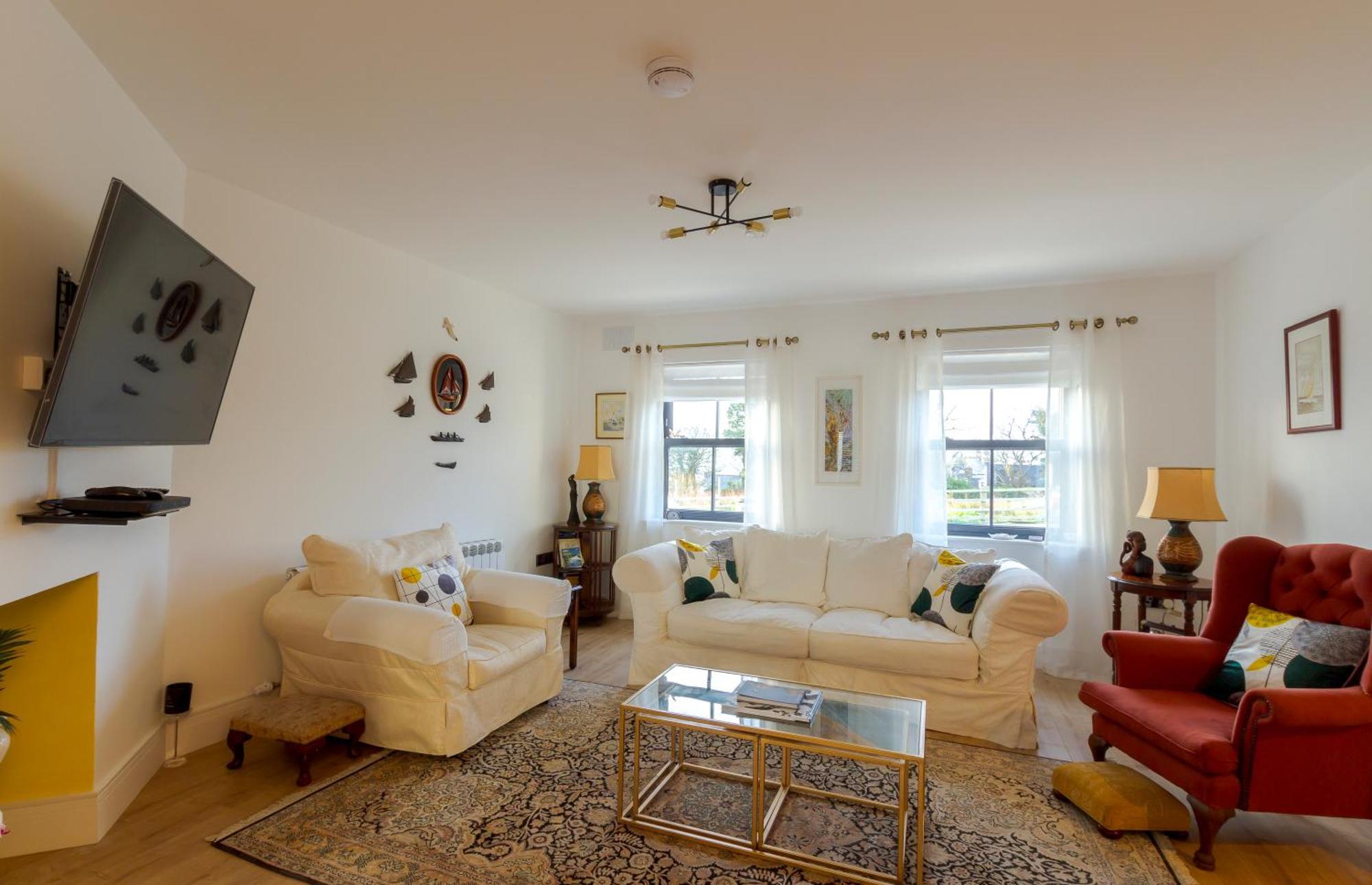 Renada Cottage Дингъл Екстериор снимка